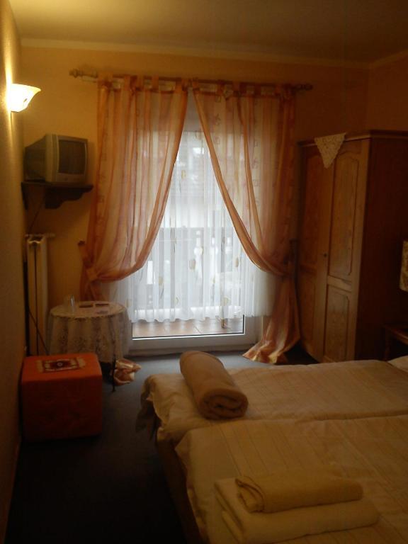 Hotel Zur Kueferschenke نيرستين الغرفة الصورة